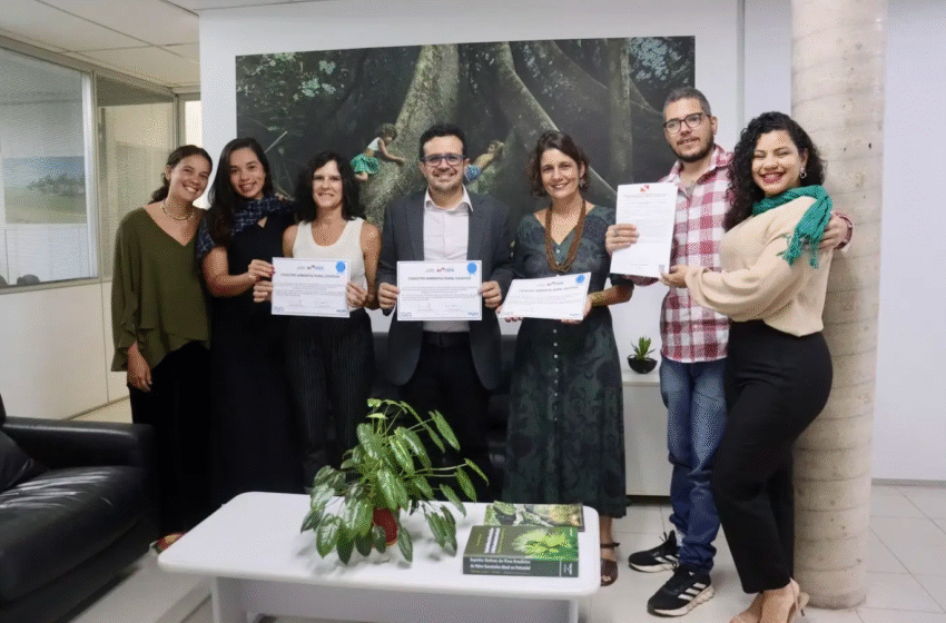  Parceria entre Semas e ICMBio fortalece regularização ambiental de comunidades tradicionais com entrega de recibos do CAR PCT